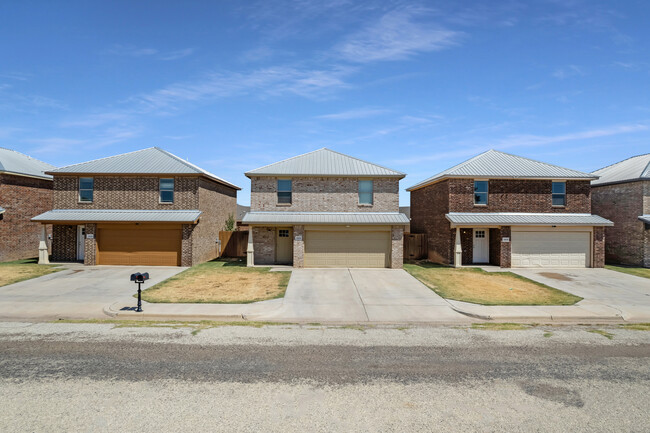 Tech Village in Lubbock, TX - Foto de edificio - Building Photo