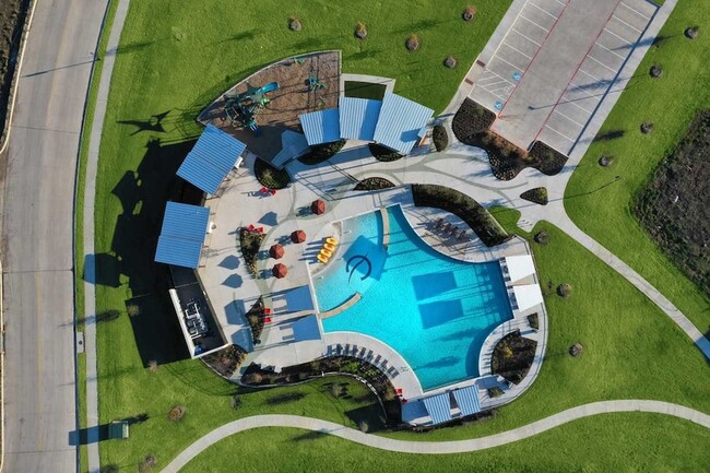 7015 Hopper Ct in Royse City, TX - Foto de edificio - Building Photo