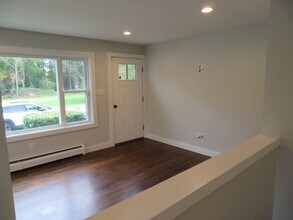 29 Davis St in Dartmouth, MA - Building Photo - Building Photo