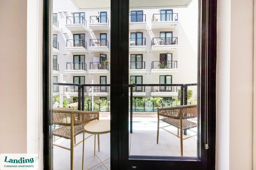 8312 Lake Murray Blvd in San Diego, CA - Building Photo