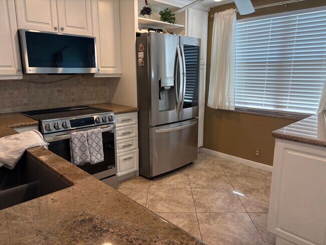 2501 Antigua Terrace in Coconut Creek, FL - Building Photo - Building Photo