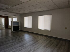 725 NE Maple St, Unit 1 in Pullman, WA - Foto de edificio - Building Photo