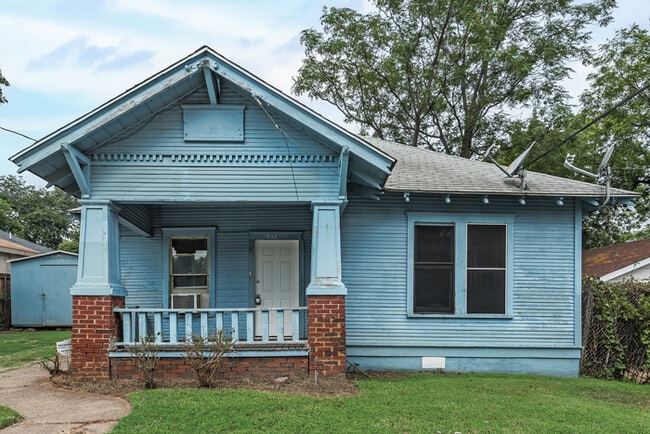 511 Lansing St in Dallas, TX - Building Photo - Building Photo
