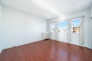 159 North St in Jersey City, NJ - Building Photo