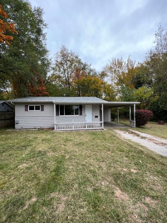 property at 2643 E Cherry St