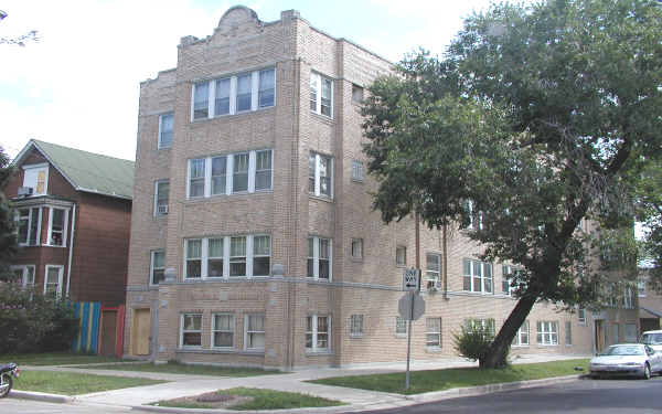 3518 W Cullom Ave in Chicago, IL - Building Photo