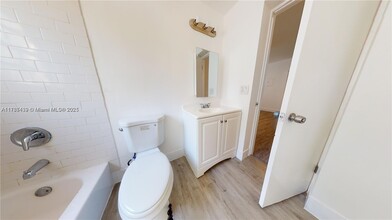 828 Pennsylvania Ave in Miami Beach, FL - Building Photo - Building Photo