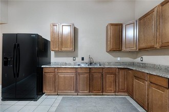 2201 S Church St-Unit -A in Georgetown, TX - Foto de edificio - Building Photo