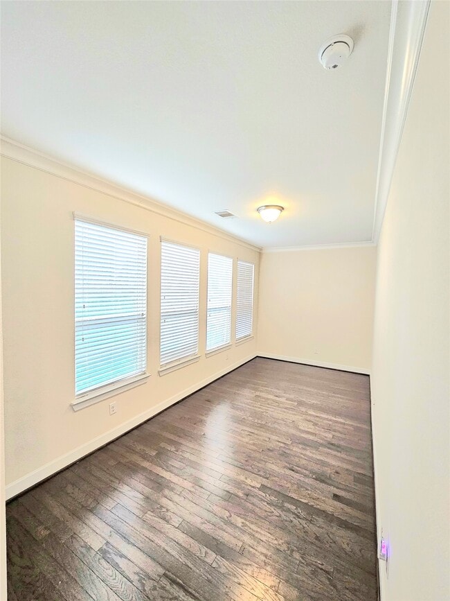 property at 9610 Knights Station Dr