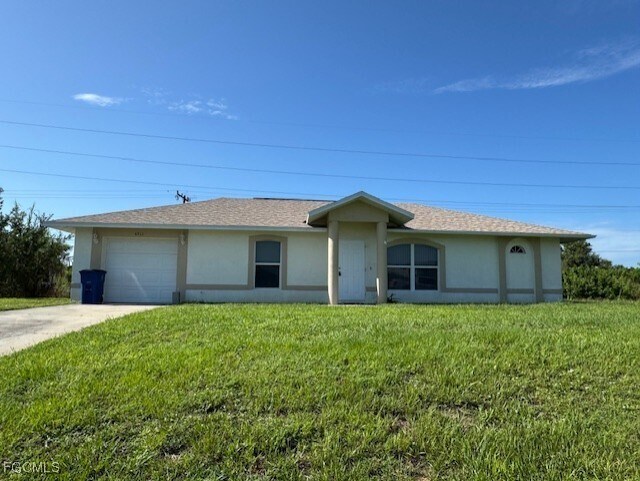 4911 Brookfield St in Lehigh Acres, FL - Building Photo