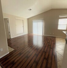 9630 Village Pkwy in California City, CA - Building Photo - Building Photo