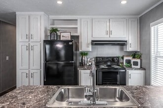 10504 Sunny Mdws Blvd in Tyler, TX - Building Photo - Building Photo