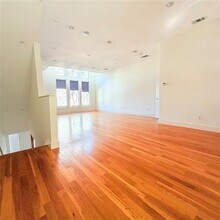 1600 N Haskell Ave. in Dallas, TX - Building Photo - Building Photo