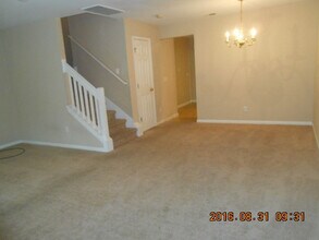 242 West Square in Bluffton, SC - Building Photo - Building Photo