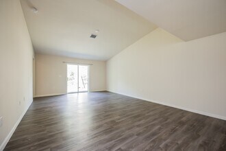 9078 Aegean Cir in Lehigh Acres, FL - Building Photo - Building Photo
