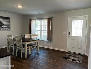 314 Ginger Dr in New Bern, NC - Building Photo - Building Photo