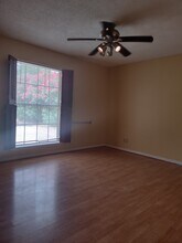 2220 S Whitehouse Cir in Harlingen, TX - Building Photo - Building Photo