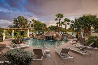 5901 E Mountain View Rd in Paradise Valley, AZ - Building Photo - Building Photo