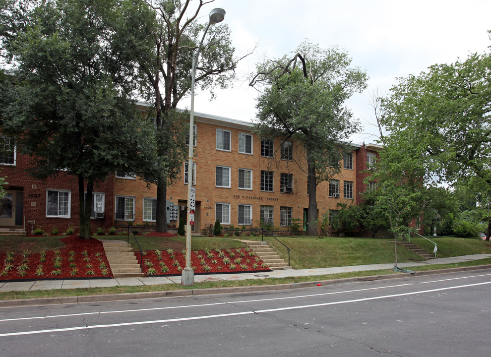 1605 N Carolina Ave NE in Washington, DC - Building Photo