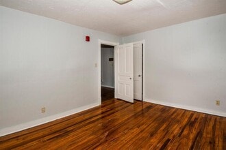 706 Chickamauga Ave in Knoxville, TN - Building Photo - Building Photo