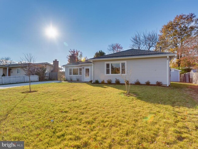 6316 Pioneer Dr in Springfield, VA - Building Photo - Building Photo