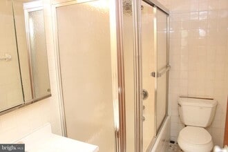 1030 E Lancaster Ave in Bryn Mawr, PA - Building Photo - Building Photo