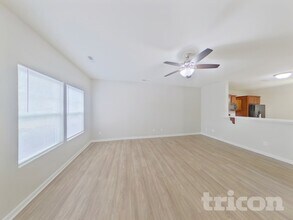 2491 Marthas Ridge Dr, Unit 2N in Statesville, NC - Foto de edificio - Building Photo