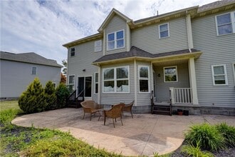 83 Angels Path in Webster, NY - Building Photo - Building Photo