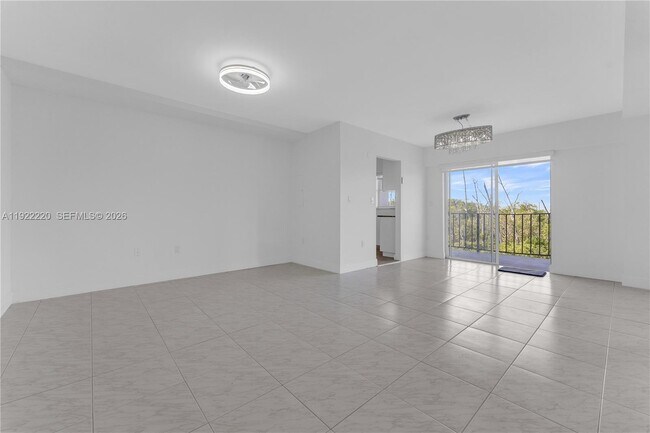 16508 NE 26th Ave in North Miami Beach, FL - Building Photo - Building Photo