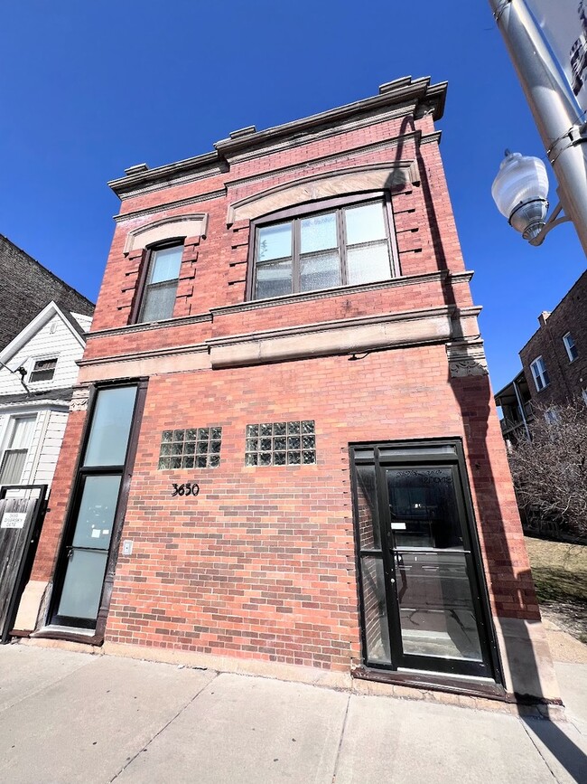 property at 3650 W Diversey Ave