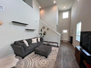 13900 Levy Ln in Pflugerville, TX - Building Photo - Building Photo