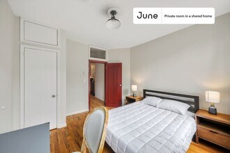 Private bedroom in 3 bed/1 bath Home in New York, NY - Building Photo - Building Photo