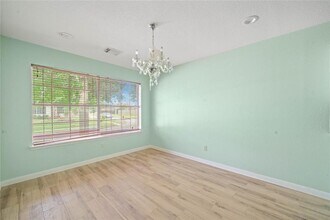 10950 Linden Gate Dr in Houston, TX - Building Photo - Building Photo