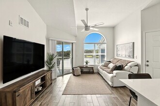 2549 Grassy Point Dr, Unit #307 in Lake Mary, FL - Building Photo - Building Photo