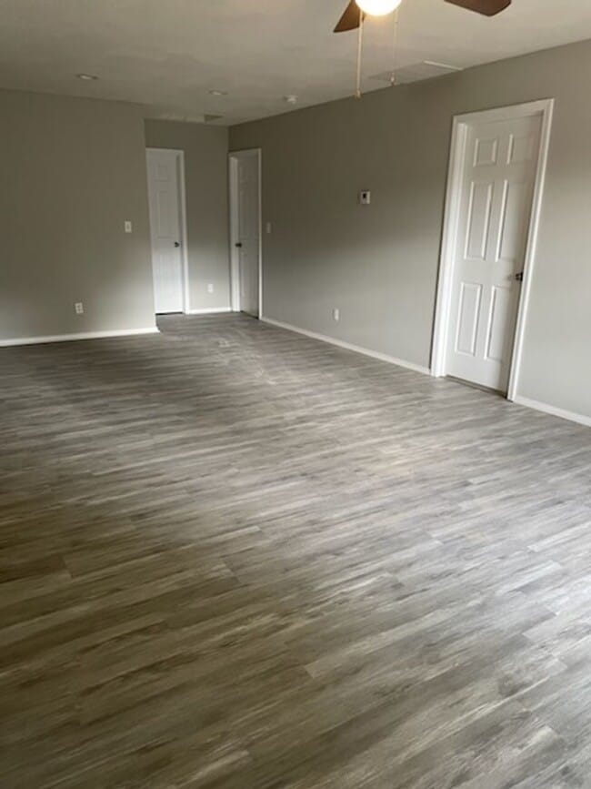 2230 N East Ave in Springfield, MO - Building Photo - Building Photo