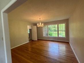 1504 Cloverdale Rd in Anniston, AL - Building Photo - Building Photo