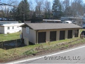 6 Cedar Bend Ln in Clyde, NC - Building Photo - Building Photo