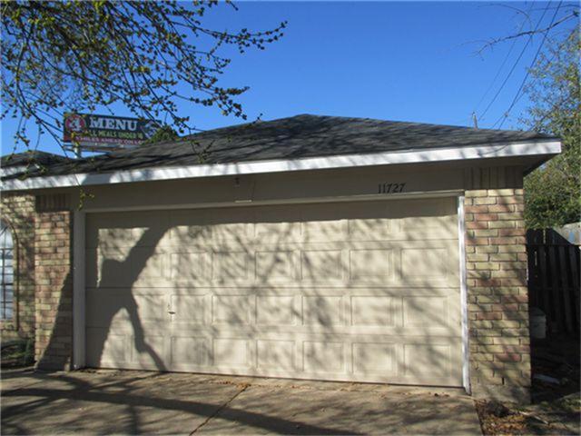 11727 Ridge Run Dr in Houston, TX - Foto de edificio