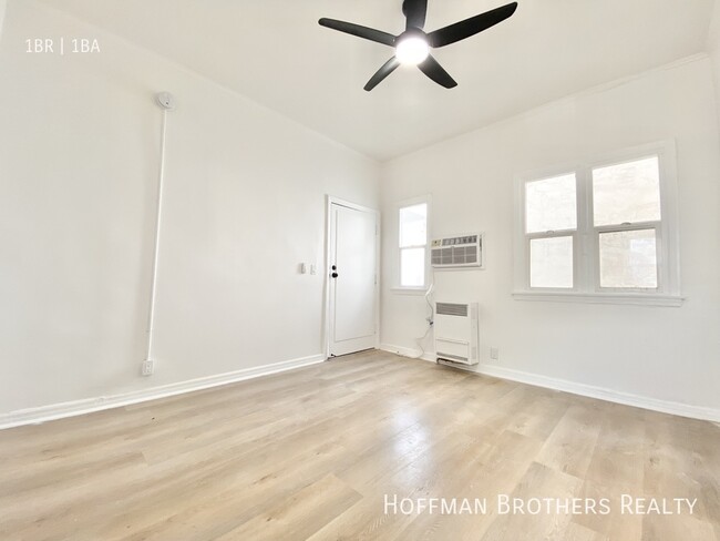 416 S Burlington Ave, Unit 1/2 in Los Angeles, CA - Foto de edificio - Building Photo