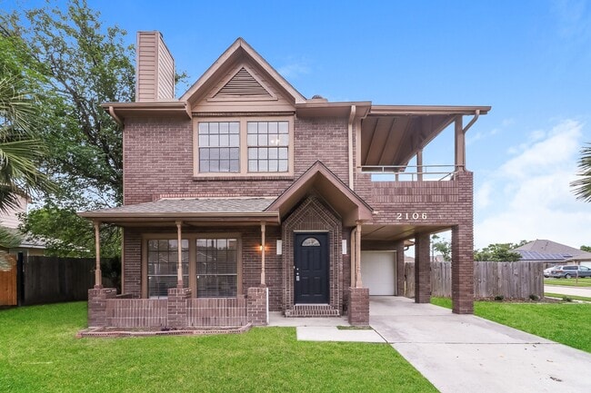 2106 Hazyknoll Ln