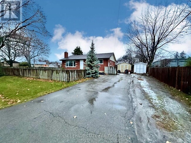 property at 10 Glenellen Dr