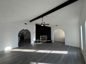 1029 Fox River Ln in Fort Worth, TX - Building Photo - Building Photo