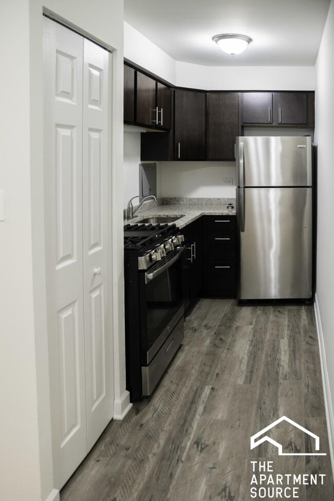 property at 6211 N Kenmore Ave
