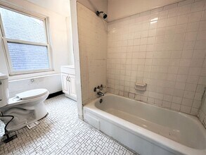 5442 Jackson St in Pittsburgh, PA - Building Photo - Building Photo