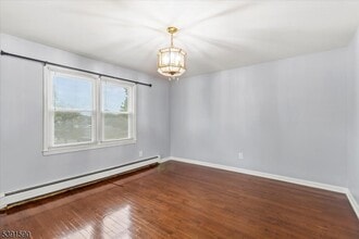 1034 Burnet Ave in Union, NJ - Building Photo - Building Photo