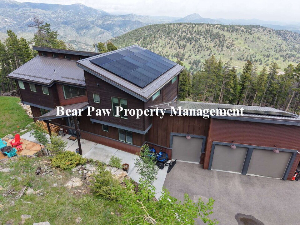 1620 Saddle Ridge Dr in Evergreen, CO - Foto de edificio
