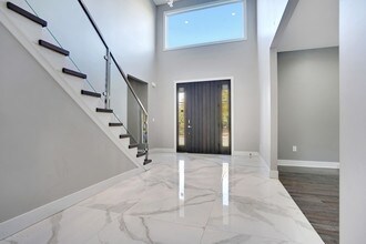 98 Hollywood Ave in West Long Branch, NJ - Building Photo - Building Photo