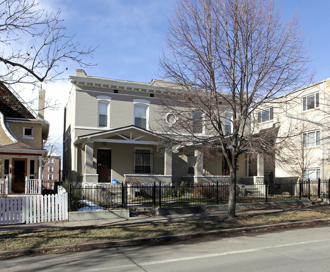 1045 Corona St in Denver, CO - Foto de edificio - Building Photo