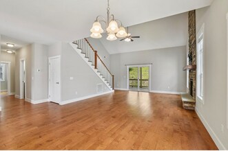 64 Leyland Cir in Hendersonville, NC - Building Photo - Building Photo