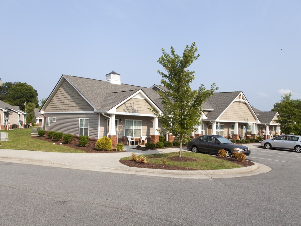 Rankin King Farm in Greensboro, NC - Building Photo